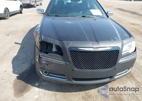 2013 Chrysler 300 Touring из США, поврежденный, VIN 2C3CCAAG2DH714790